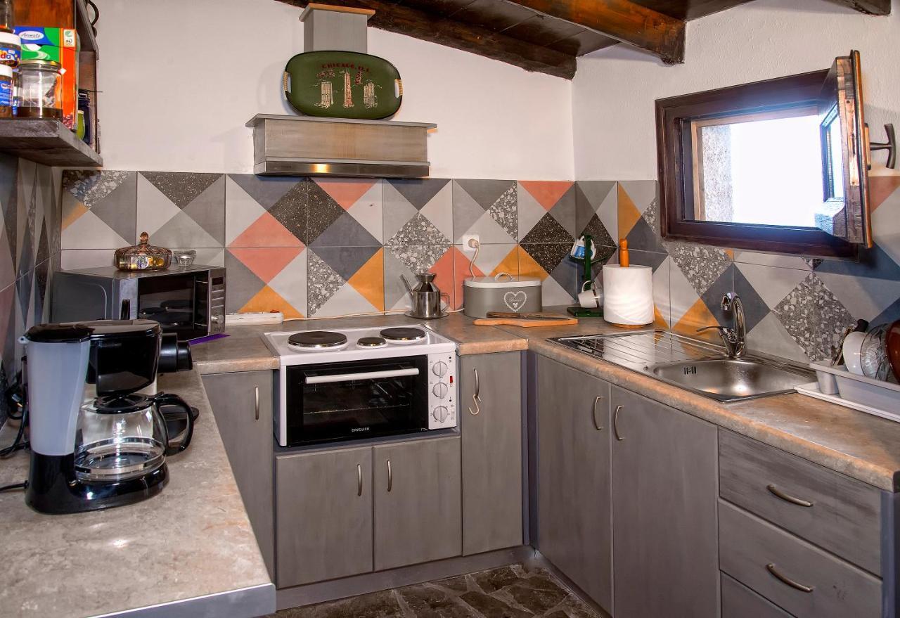 Eleni Country Cottage 2 Feneós Eksteriør billede